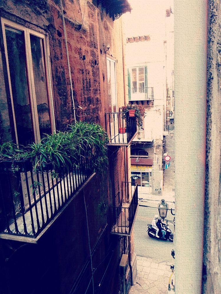Hotel Regina Palermo Bagian luar foto