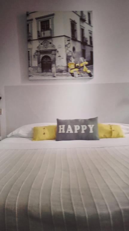 Hotel Regina Palermo Bagian luar foto