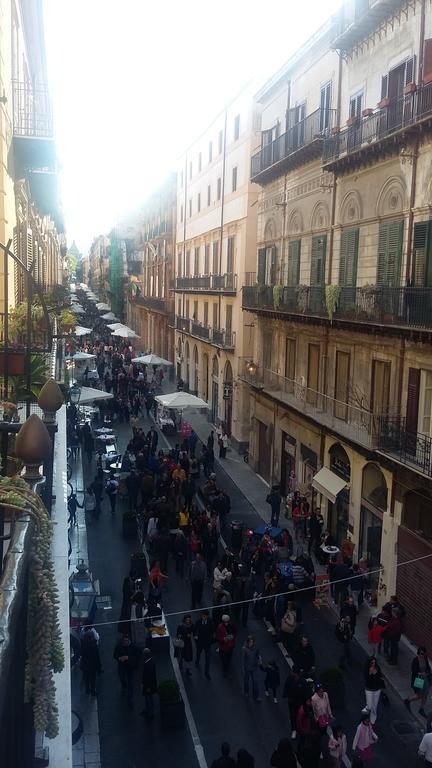 Hotel Regina Palermo Bagian luar foto