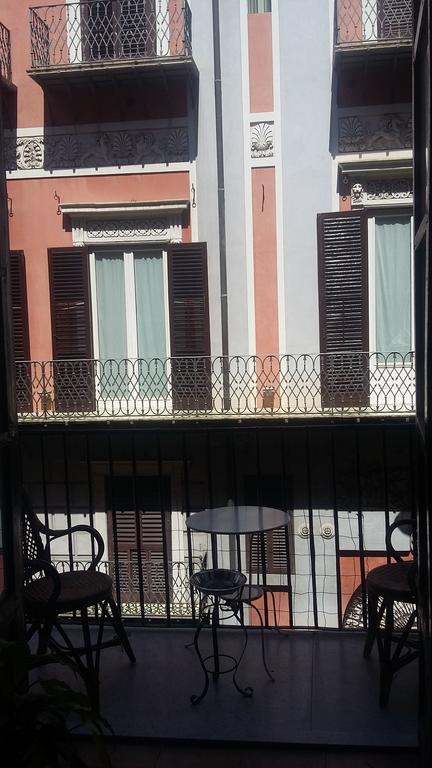 Hotel Regina Palermo Bagian luar foto