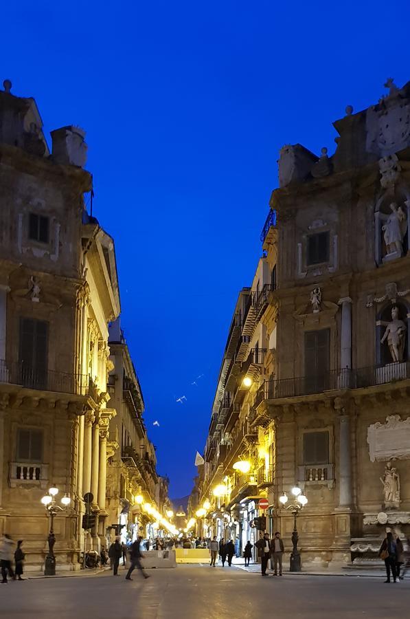 Hotel Regina Palermo Bagian luar foto