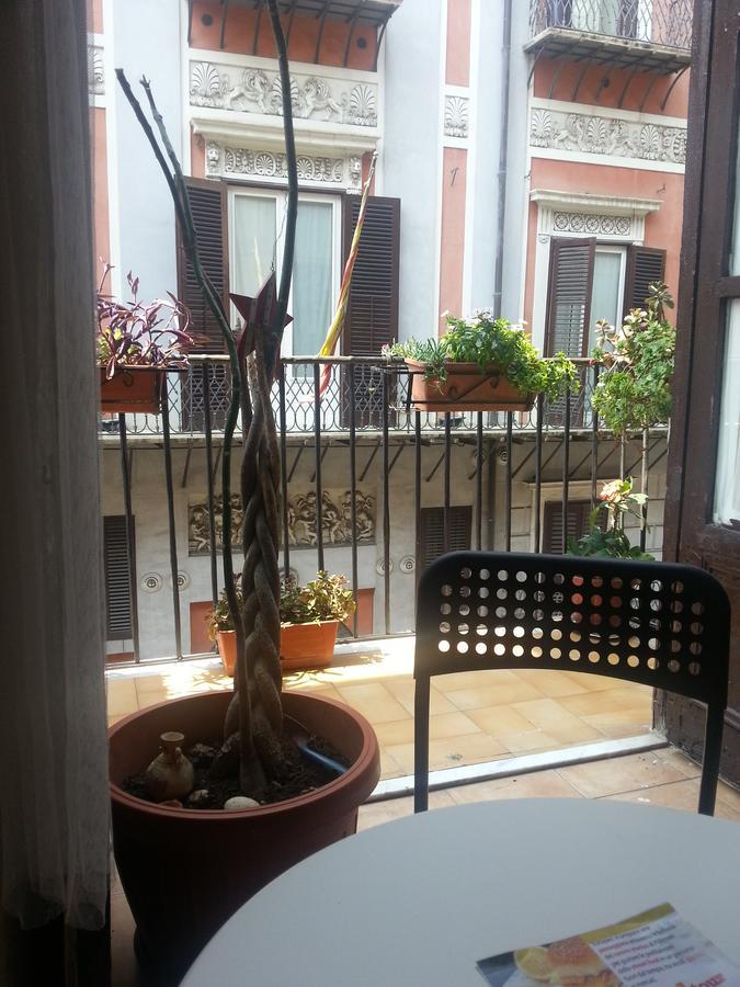 Hotel Regina Palermo Bagian luar foto
